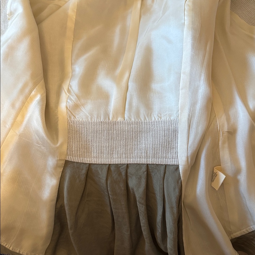 Elizabeth and James Linen and Silk Two-Tone Jacket - Picture 10 of 11